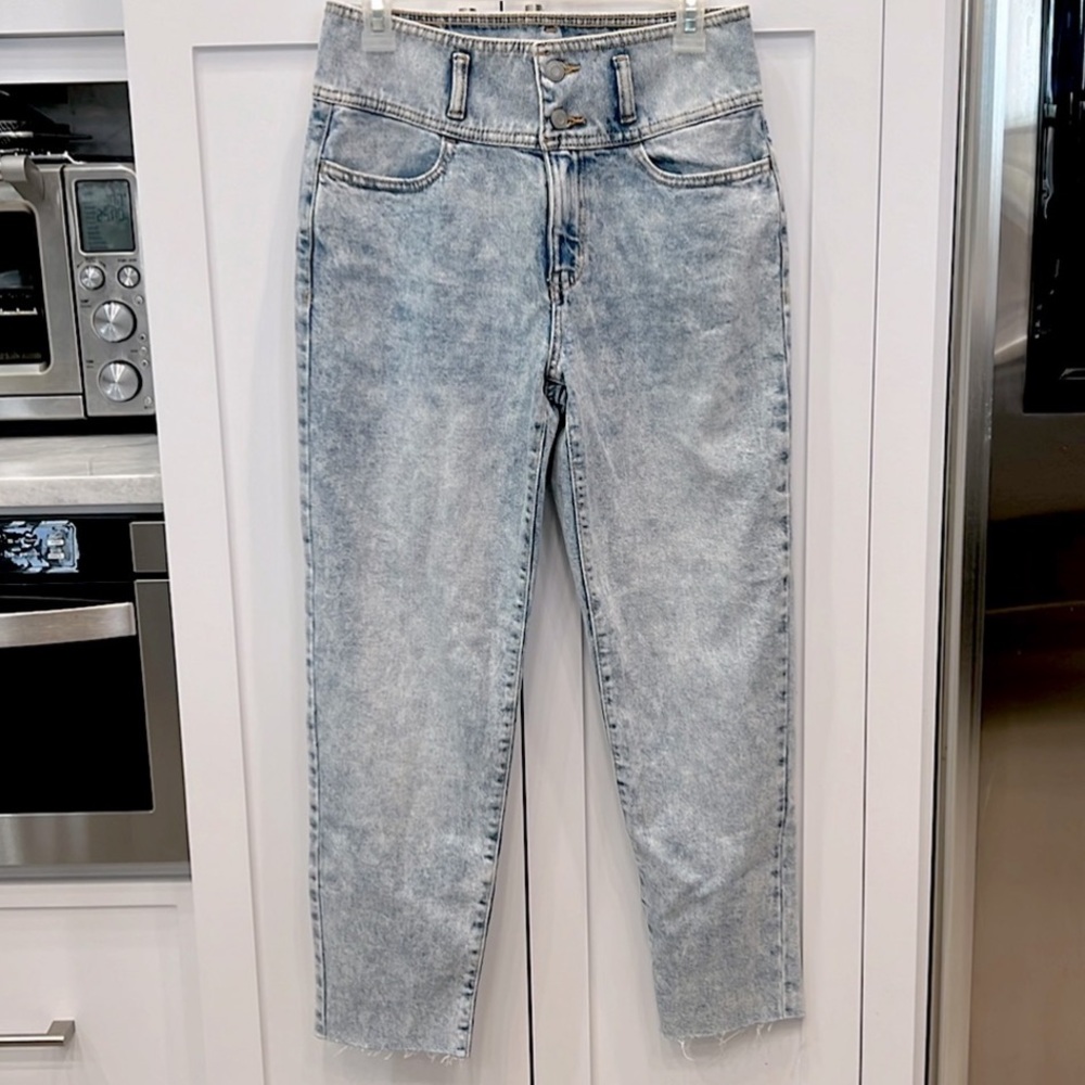 SOL High Rise Raw Hem Mom Jean
